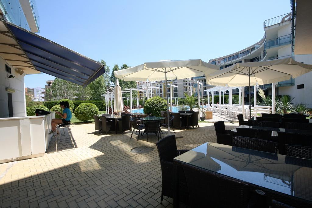Riviera Blue Hotel Sunny Beach Exterior foto