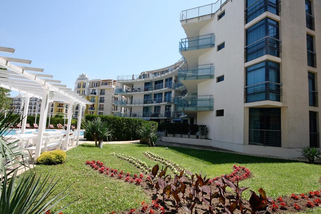 Riviera Blue Hotel Sunny Beach Exterior foto